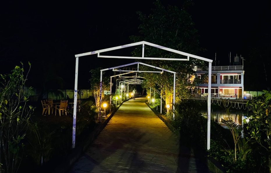 Kingfisher Jungle Stay