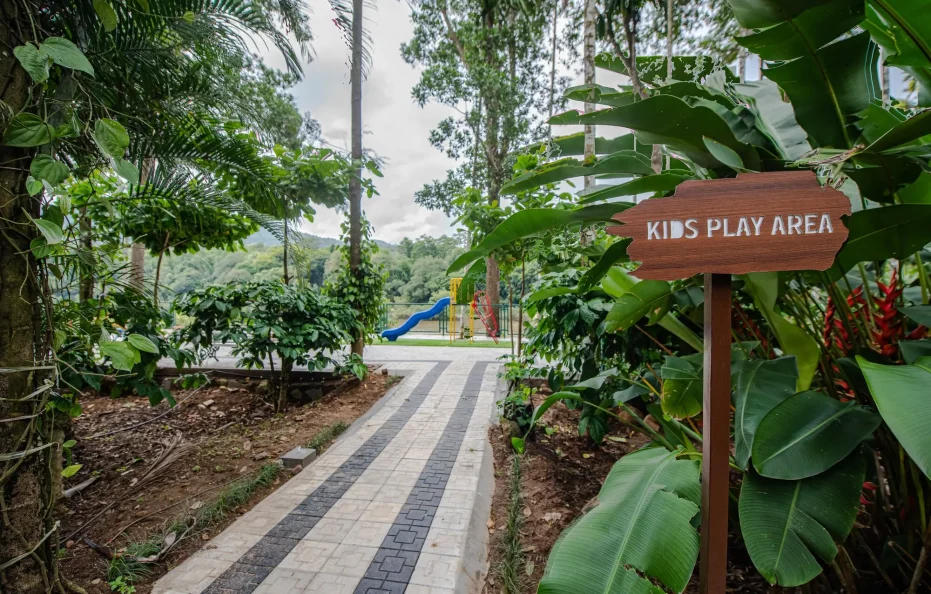 Shanthi Kunnj Riverside Exotica